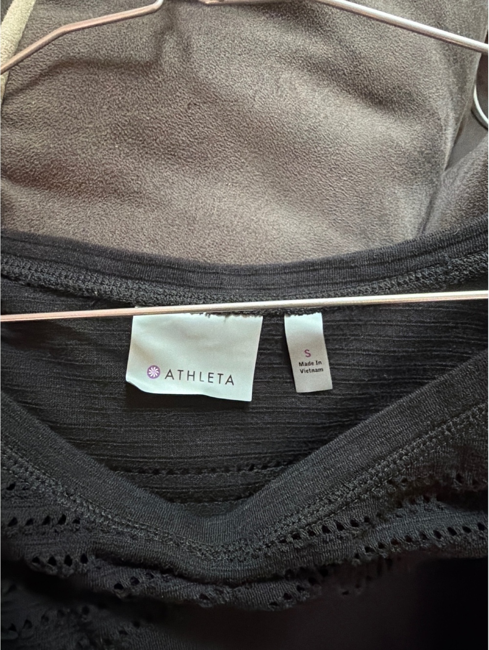 Athleta Black Lightweight Long Sleeve Pullover Sweater, Size Small - Picture 5 of 6